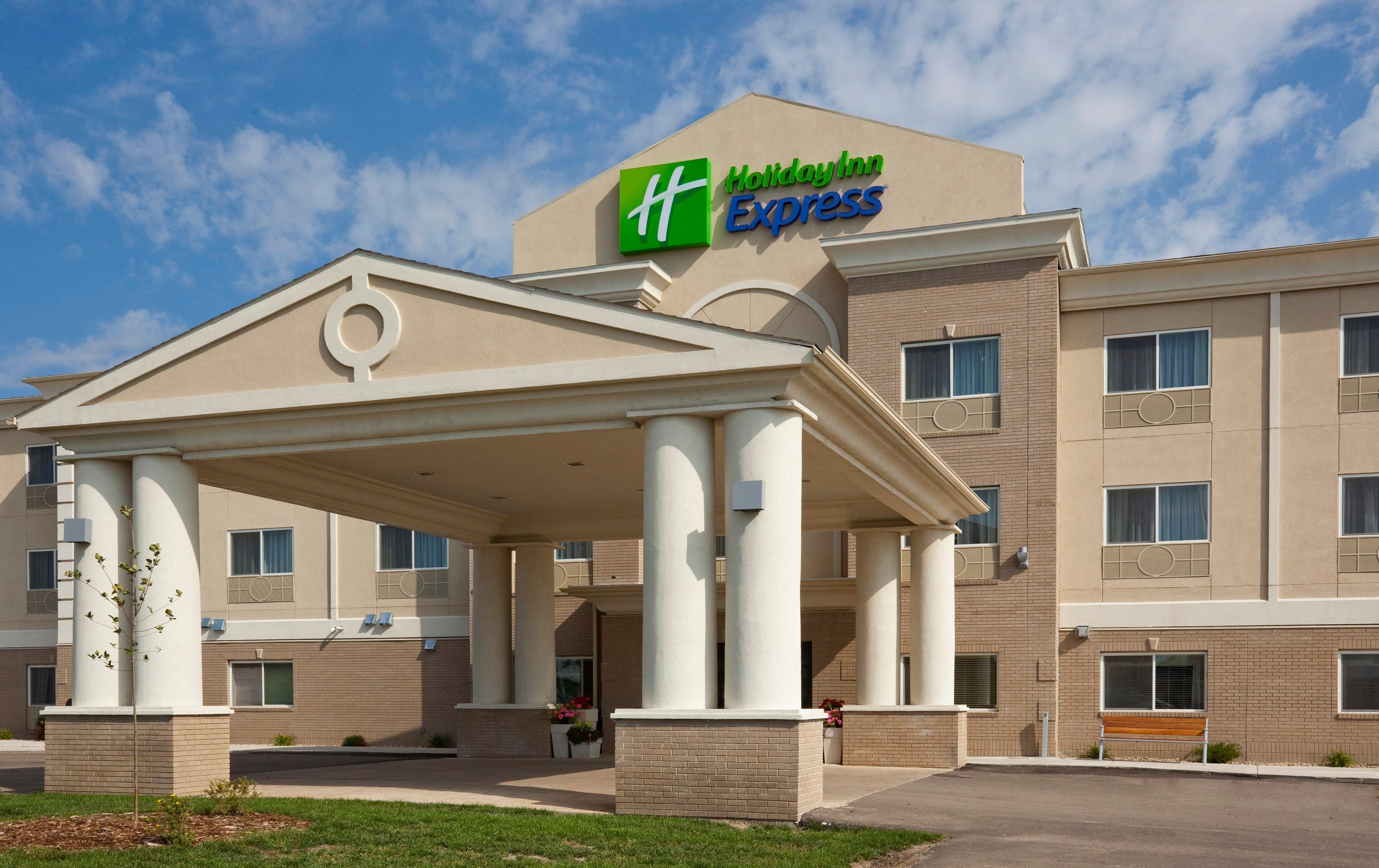 Holiday Inn Express Devils Lake By Ihg Kültér fotó